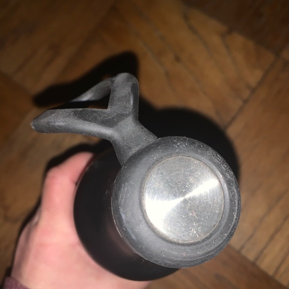 Scuderia Ferrari world Dubai stainless steel Bottle Black - Picture 4 of 6